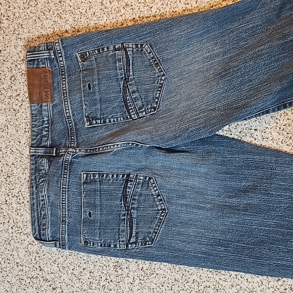 Lee Modern Series - Picture 4 of 5